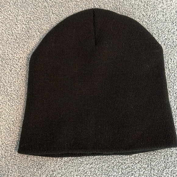 Martin & Co beanie. 1775 - Picture 2 of 3